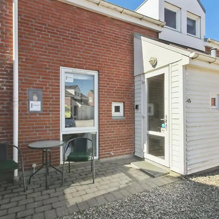 Nase - 2km From The Sea By Interhome *