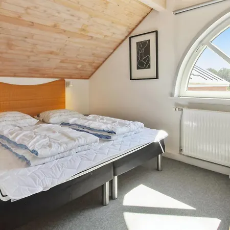 Nase - 2km From The Sea By Interhome *