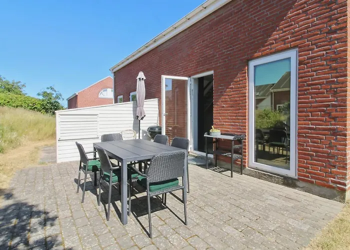 Nase - 2km From The Sea By Interhome Apartment