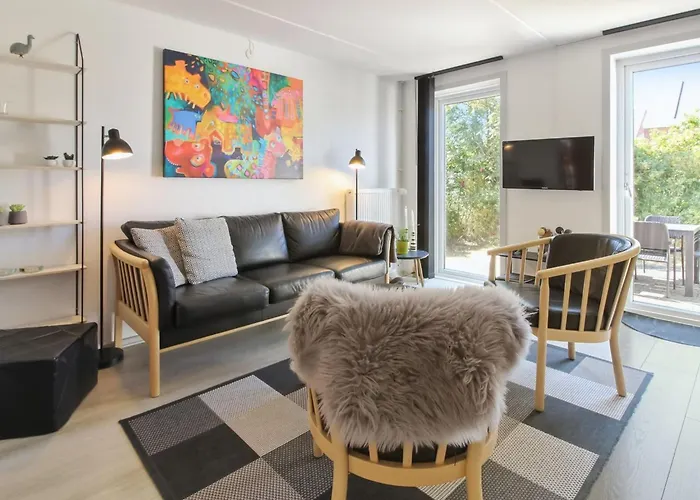 Nase - 2km From The Sea By Interhome